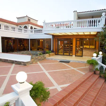 Pericles 3* Kefalonia Island